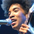 La música de Yusa abreva en las tradiciones de su tierra natal y la conjuga con vertientes musicales de otros horizontes como el pop o el jazz.