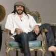 MININO GARAY y Los Tambores del Sur El consagrado percusionista cordobés Minino Garay viene de Francia para realizar un homenaje al rock cordobes de los años ochenta.