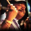 El World Jazz Circuit trae por primera vez a Córdoba, al baterista Dennis Chambers, al bajista Jeff Berlín y el guitarrista Scott Henderson.