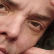 Íntimo, es un recorrido por los distintos momentos de la vida del bailarín en el cual irá mostrando cual es la raíz de su carrera.