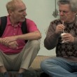 Crítica cinematográfica: “Querida, Voy a Comprar Cigarrillos y Vuelvo” "Uno reirá sólo si se considera capacitado. Pero no capacitado como un erudito; para reír con estas películas hay que sentir la suprema imbecilidad de la vida", por Lucas Moreno.
