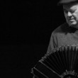El dúo integrado por el saxofonista Blas Rivera, y Tito Cartechini en bandoneón, interpretan música inédita de Astor Pantaleón Piazzolla.