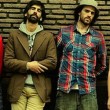 "Su libertad musical y proposicional cumplen una sola función: manifestar los deseos compositivos que tiene cada integrante del grupo", por *L*M*.