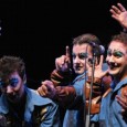 LA TRASNOCHADA La murga ganadora del Carnaval Mayor del Uruguay 2012, presenta "Fin de los Principios" en el Real.