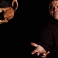 El creador de 'Cha-cha-cha' llega con "Todo en Etéreo", su nuevo espectáculo de sketchs, monólogos y música.