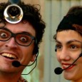 Ciclo de humor que reúne actores, comediantes, clowns y artistas de circo.