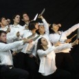 El Elenco Municipal de Danza Teatro presenta “Estar en el brete. Para que la manada no llegue al matadero”.