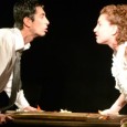 Una comedia dramática que representa la vida de una pareja ante la imposibilidad de comunicarse.