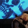 Tres actores se encuentran para ensayar "Hamlet", representar o no representar… o todo a la vez, fundiéndose personaje y actor.
