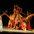 La danza folklórica desde una mirada más social que muestra diversos temas de la realidad de Argentina y Latinoamérica.