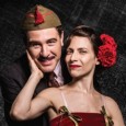 AY CARMELA! A través de los dos personajes, la pieza de José Sanchis Sinisterra plantea con hiriente humor la situación del teatro bajo la guerra.