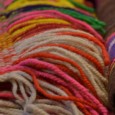 Formas, tamaños y funciones que remiten a las diversas culturas que los elaboran y dentro de las cuales tienen sentido.