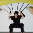 Con una puesta gráfica y audiovisual realizada en vivo, el espectador se inserta en un mundo fascinante vivido en tiempo real.