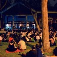 Un espacio al aire libre para conocer producciones locales y encontrarse con los realizadores. 