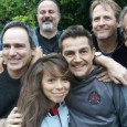 DÍA MUNDIAL DE LA LECHE Recital solidario, familiar y divertido a cargo de la banda local de covers Sobran Motivos.