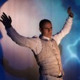 Uno de los máximos referentes internacionales del género clown y del teatro físico presenta un espectáculo a partir de textos de Shakespeare.