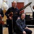 Cuatro excelentes músicos reunidos con una misma convicción: una gran pasión por la música de cámara.