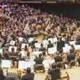 Concierto con la participación, en calidad de solistas, de la clarinetista Fabiana Grinfeld y Agustín Caturelli en flauta.