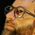 El reconocido músico cordobés presenta "Akross", su noveno trabajo discográfico, junto a invitados especiales.