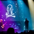 "La banda inglesa hizo de La Vieja Usina su Templo Sónico y brilló con un gran concierto", por Martín Filipic.