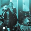 "Las secuencias y adornos electro suman a que muchos temas sean una invitación a bailar/saltar, pero la fórmula es esencialmente rítmica", por Martín Filipic.