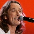 "Un show que deslumbra por la magia que puede transmitir una persona desde un escenario", por Sebastián Fissore.