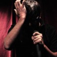 EMANUEL RODRÍGUEZ Stand Up caprichoso y tendencioso de las principales noticias políticas del año, un resumen "Políticamente contento".