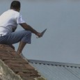 "Rebelión" nos interna en un mundo pocas veces explorado, en el que héroes y villanos emergen de los rincones menos previstos.