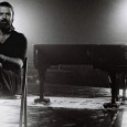 Canciones interpretadas "a palo seco", tal como vinieron al mundo.
