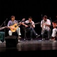 DIEGO CLARK GRUPO Guitarras trabajadas a modo de tambores, buscando reflejar la riqueza rÃtmica africana.