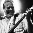 Llegando a sus 40 años de carrera el músico le rinde tributo a los clásicos del blues argentino.