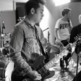 VALLE DE MUÑECAS La banda liderada por Manza Esaín festeja sus 10 años junto a Un Día Perfecto Para El Pez Banana.