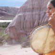 MARIANA CARRIZO La artista salteña presentará un espectáculo unipersonal y multidisciplinario con intervenciones en vivo.
