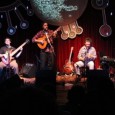 CASTAÑAS DE CAJÚ & JUAN IÑAKI Dos proyectos amigos se juntan para compartir músicas en Córdoba.
