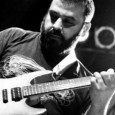 DARÍO ÍSCARO Ritmos contemporáneos, instrumentales, en un vaivén propio entre el jazz, el tango y el world music.