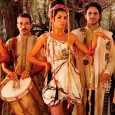 TONOLEC El ascendente grupo que rescata cantos ancestrales presenta su nuevo show en formato acústico.