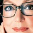 NANA MOUSKOURI La artista griega más reconocida internacionalmente celebra sus 80 años en el marco de su gira despedida.