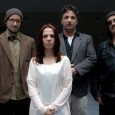 LAS PELOTAS Cinco momentos que multiplican la energía de la banda con cinco momentos que viajan de la historia a la actualidad.