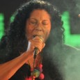 La cantora cordobesa está grabando su tercer disco y adelantará algo de esta producción que mezcla rock y folklore.