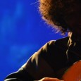 El joven cantante y compositor difunde su mensaje de conciencia positiva que nace de sus experiencias vividas.