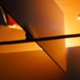 Exhibición compuesta de obras que versan sobre la luz como material, como soporte y como tópico.