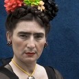 Expresión artística sobre la vida de la artista Mexicana Frida Kahlo.