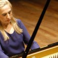 La excelente pianista argentina de reconocido prestigio internacional, le da continuidad al Ciclo Música en el Palacio.