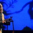 La cantante y compositora uruguaya repasa las canciones más destacadas de su amplio repertorio.