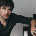 MATÍAS MARTINO Diferentes regiones de Argentina, interpretadas en su primer disco "Detrás de la ciudad" , solamente en piano.