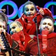 LA TRASNOCHADA La murga que se autodefine como una “mezcla rara de bohemia y juventud” presenta su espectáculo 7 Despedidas.