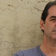 El referente del cancionero popular recrea viejos temas, los actuales, adelanta nuevos y hace versiones de otros autores.